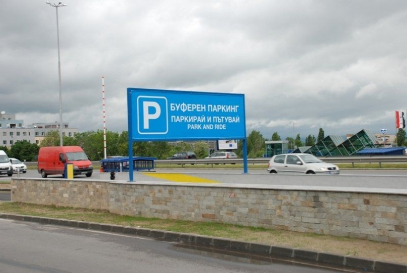 718f68a5f5f63099bbe2fd4dd9255894_L