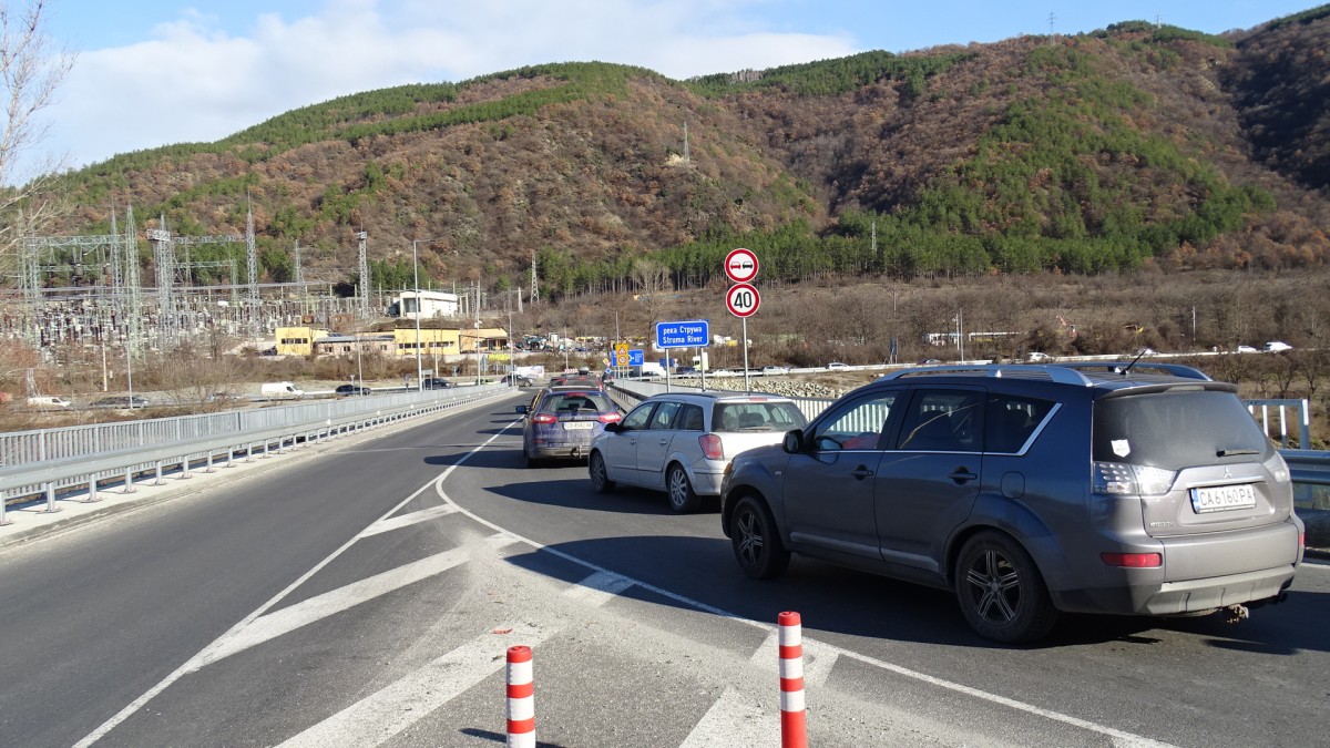 трафик-улици-автомобили