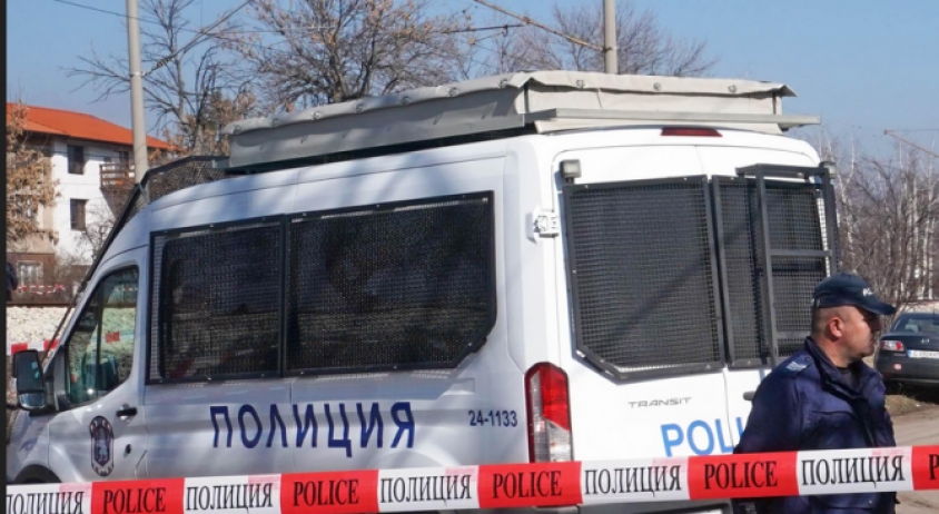 b230a80896b75335cb24ae6f14d83619_XL