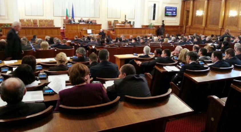 f30308041cc3c69c1d7fe6012be326a3_XL