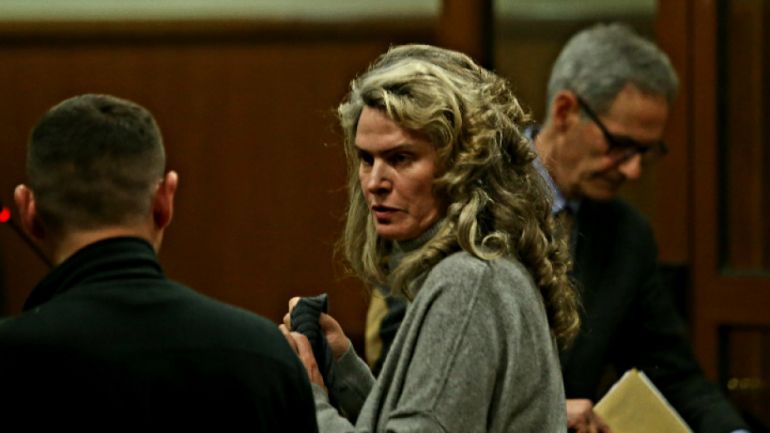 E4740291-F881-40D9-8435-0ED632355BB8