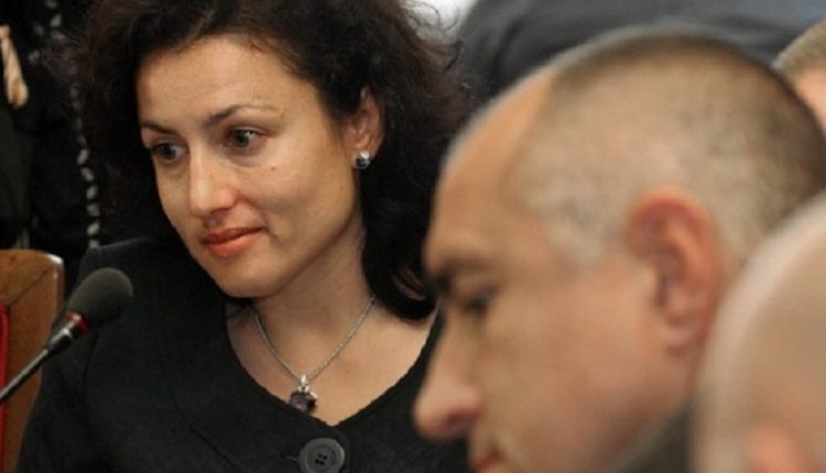 1C4B5AC2-F8D6-4C08-BA29-C5A713DE18D9