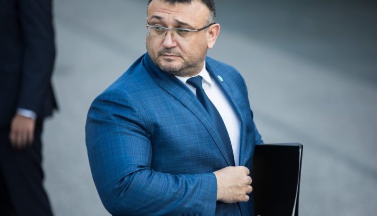 E2656AA7-1EC5-45A9-AB2A-F63E8601F6D8