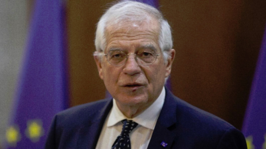 F6117CB6-3AEE-41BF-A9C0-565192257A6A