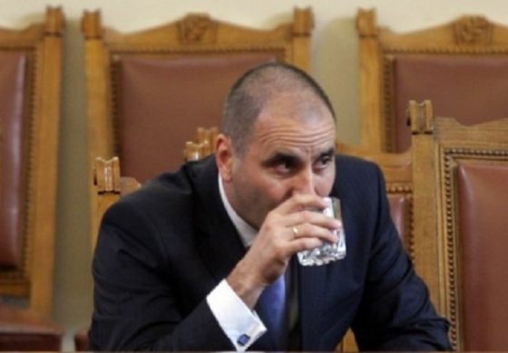 079CE7DC-2D55-4152-B599-47CB35C053B3