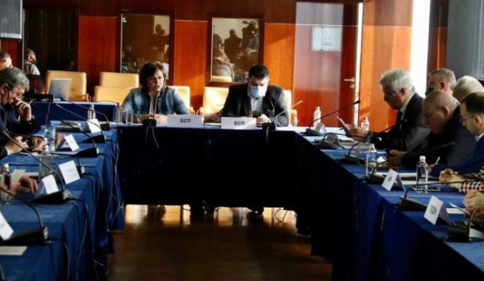 285b091c79e7a4cac011bec60ff4459f-696x405