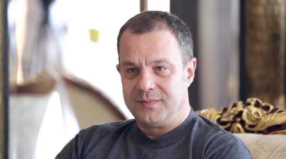 A28BFE09-39BE-417D-8FED-3DFA7289B87A