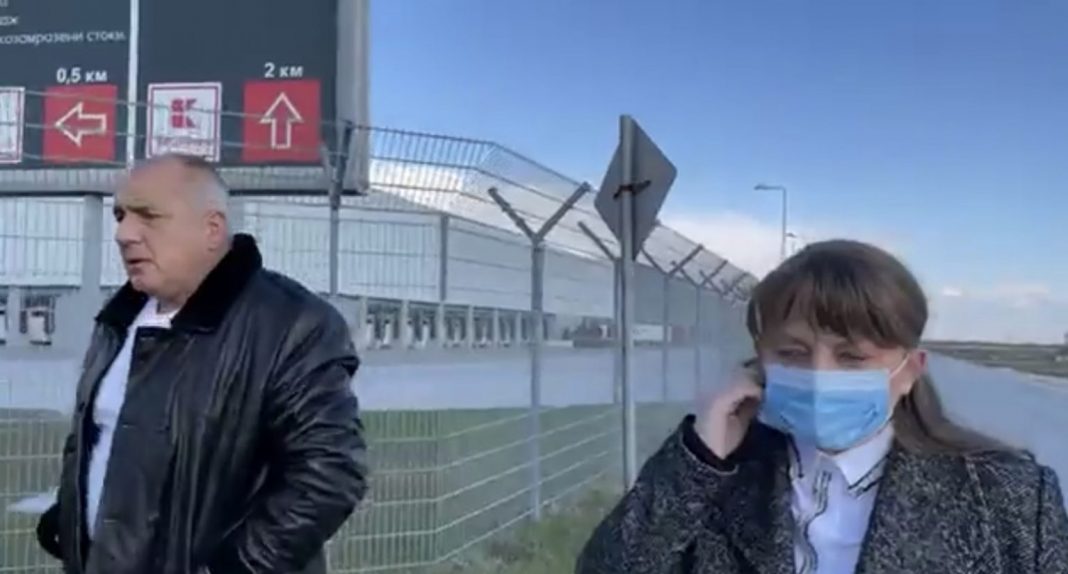 A8D16431-7FEB-49F9-92E3-AD32A2D64B91