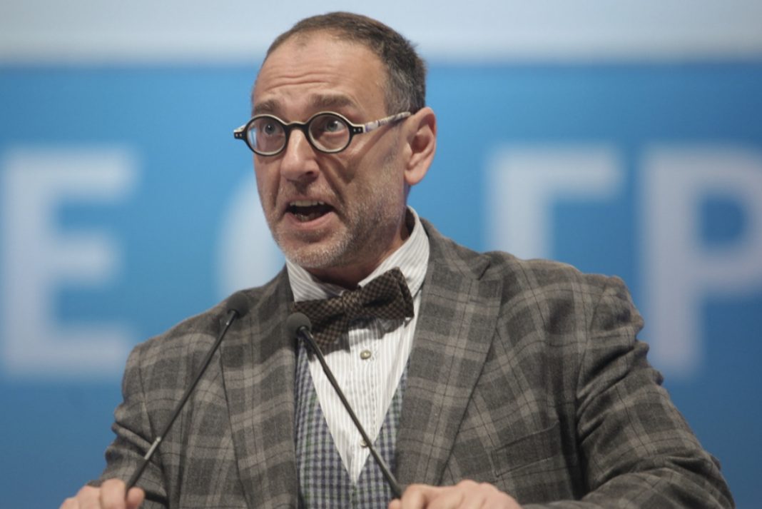 60DB3477-FCA8-42A9-9F5E-872087C4ED72