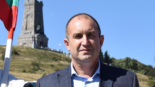 rumen-radev-vrah-shipka