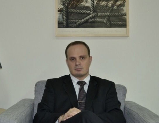 17338D44-DD0D-4BC7-B65E-161D649EF5BD