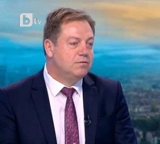 332744F2-542C-4FA2-A2AE-AD927857AC75