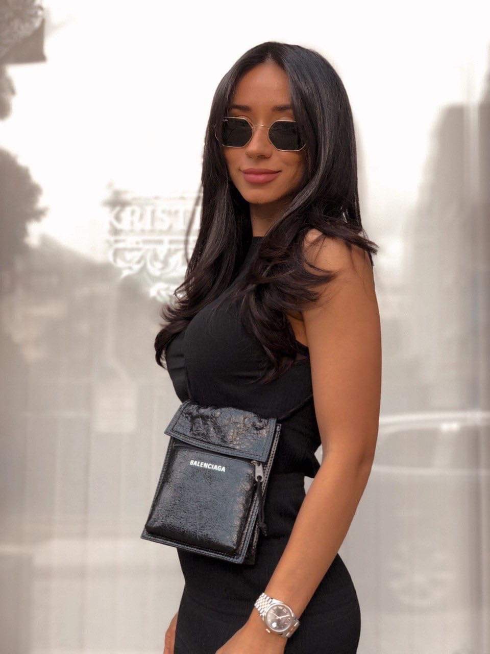 6DDF7AAE-E9B6-4B9D-B6E1-621A61815D41