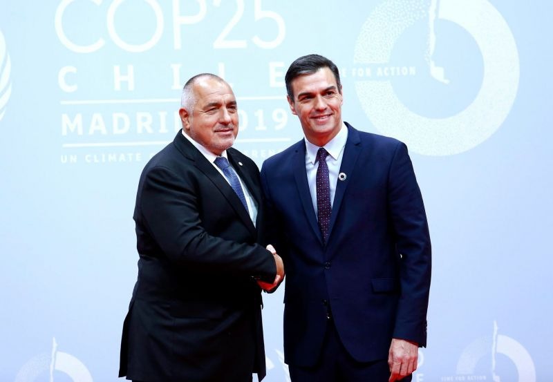 83952505-DF0E-4910-808D-132C7260DEA8