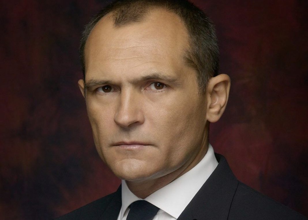 9B50A4F8-3BE3-4367-B8F9-F271736F65BA