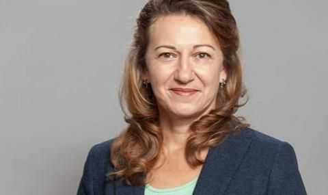 stela-nikolova-decata-ni-imat-pravo-na-drugo-upravlenie-osven-tova-ot-djipkata-1