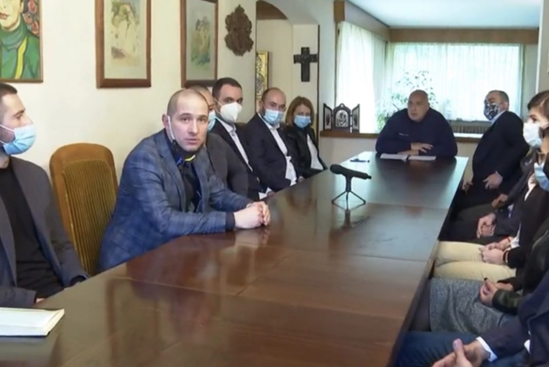 08F2B672-6F5C-42C1-A402-2D22CF88AB37