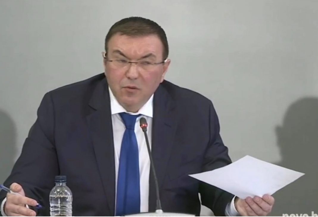 1C46A0B6-A6AD-4105-BAAA-CB207BBE47CF