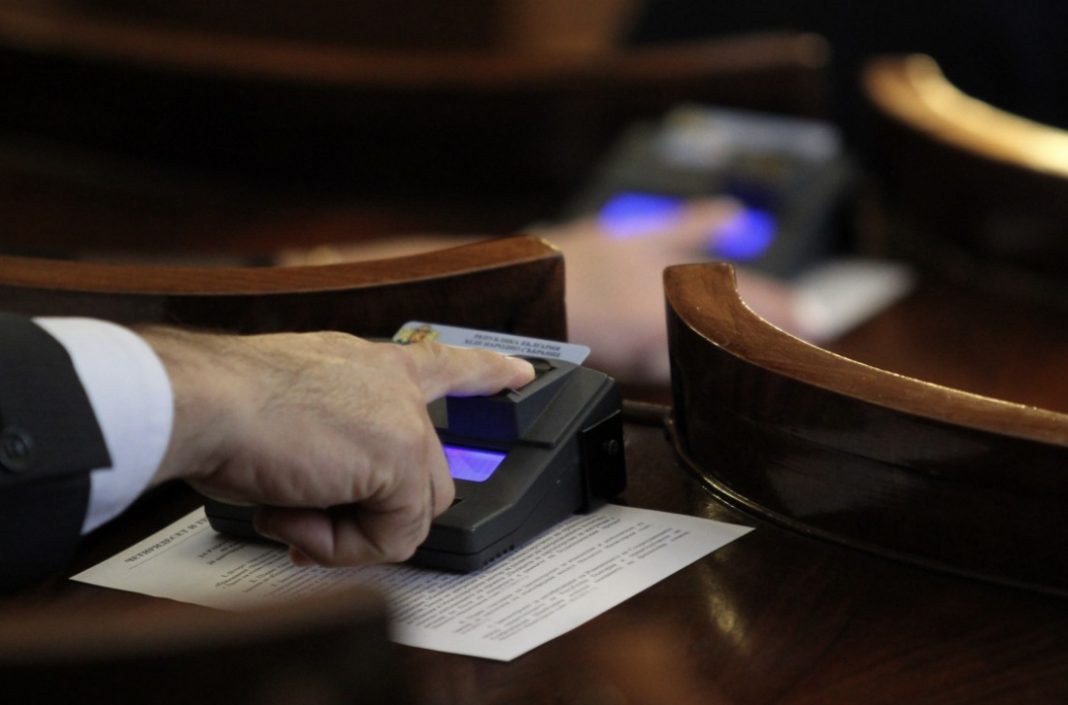 1DD6578D-C364-47D3-9E22-277D01A0F98C