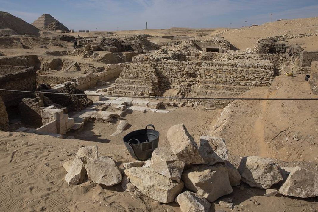 40B9612A-4FB3-42B6-B465-43615216067C