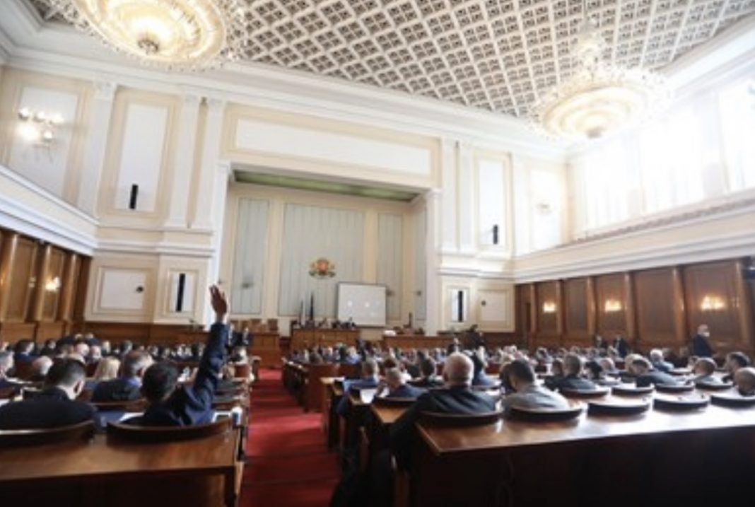 4B2A773E-475C-42E0-AD34-9822CB38AD93