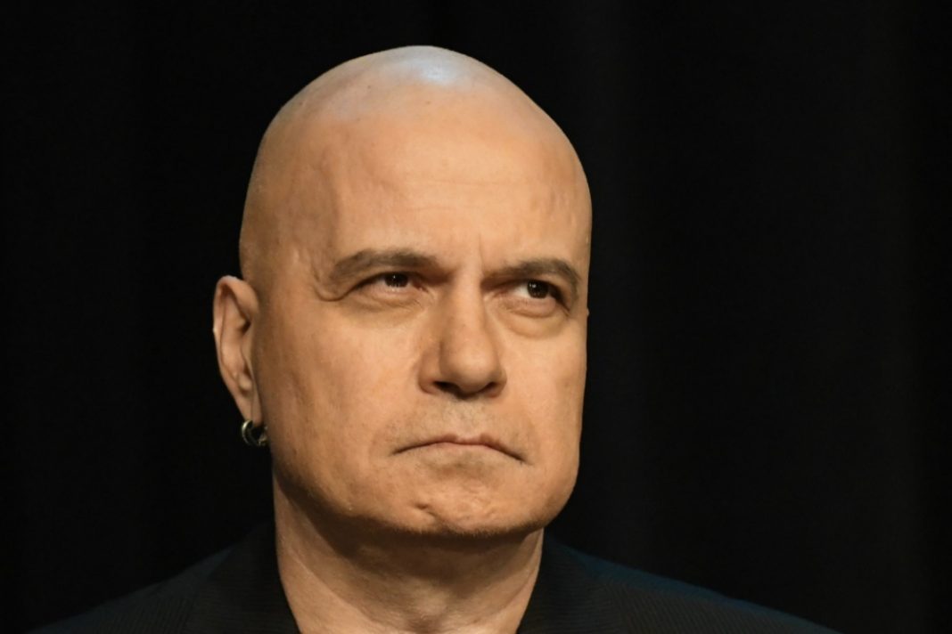 5BF352C1-EA92-4FAE-AD93-3F7951327B52