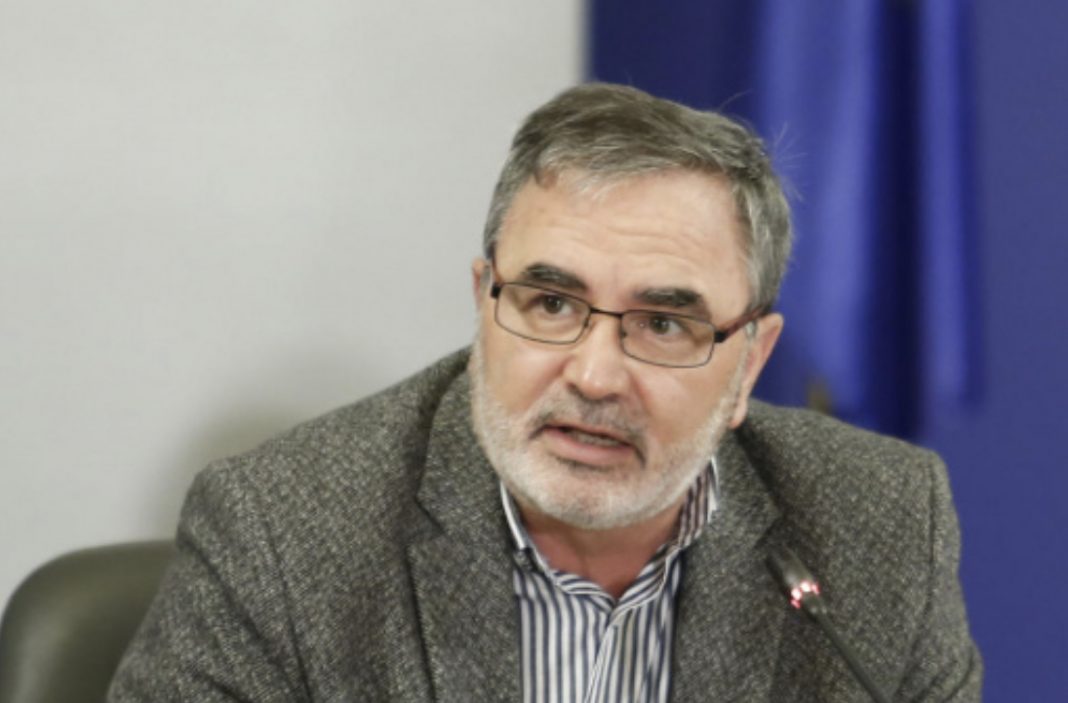 9BB2E4DE-37F9-471D-9E94-F66E24E3FD59