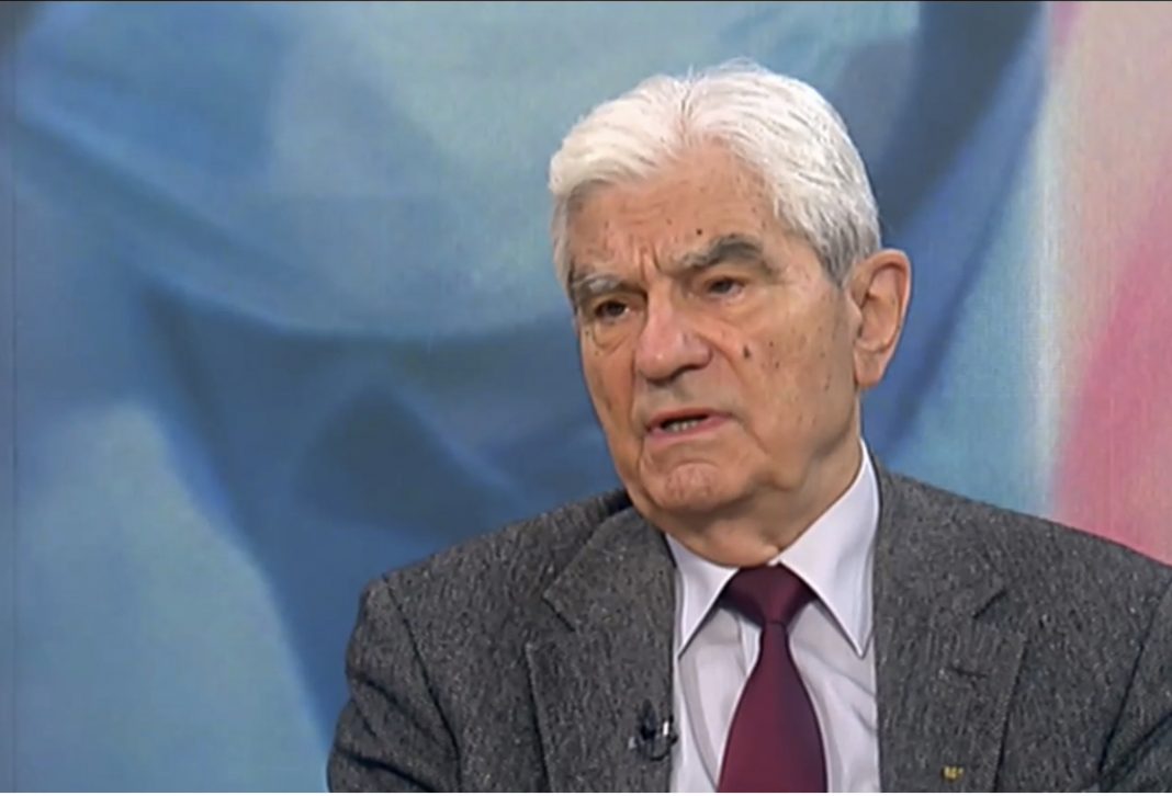 BD031505-74D9-443E-9241-7C405CFEAB1B