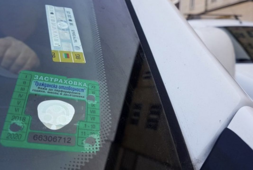 D371772B-AFC0-4E2F-9102-38DA2DF9F77E