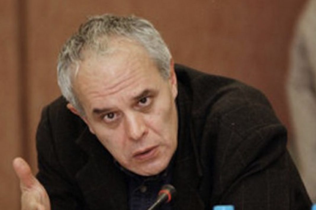 F9B35A9A-D5C5-4165-B4D2-9AFD7EEB0207