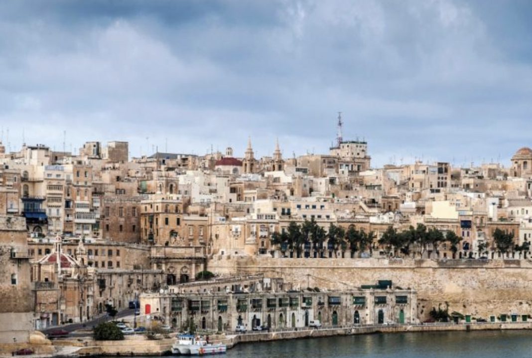 FC0305CC-A7B5-45EC-8B04-40C6C7046B99