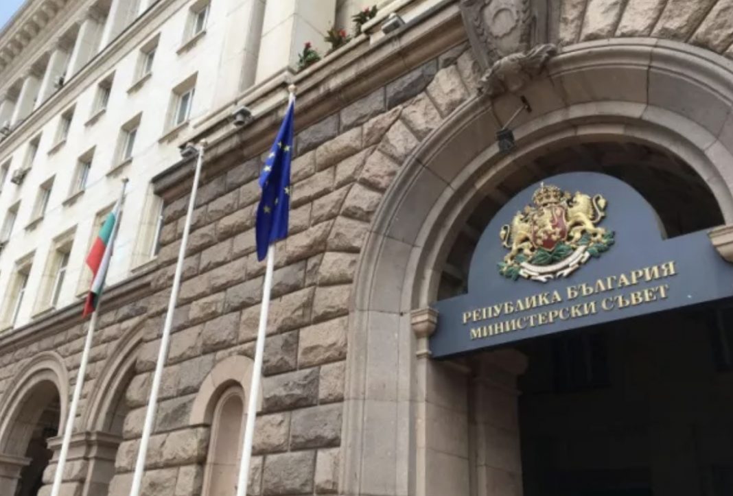 018B7E8C-3247-48AA-876A-89EC87E63D04