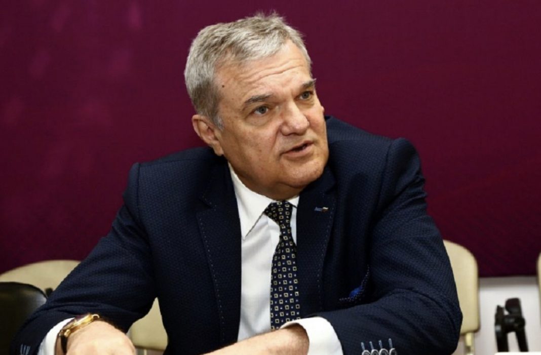 037485A8-1A5C-47E2-B09F-0DA67FBF99B8