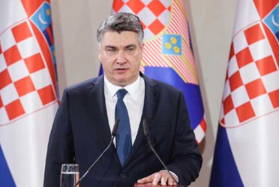 0CBFF06B-CEF7-422E-A83B-DED9C2264F43