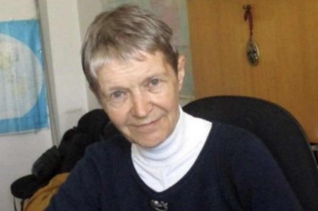 13DE7CDD-186E-4512-AAC5-E6444AF995E5