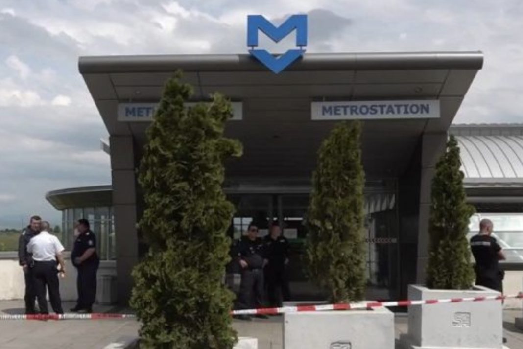 94182B62-D51B-421B-816B-5386927ABE89