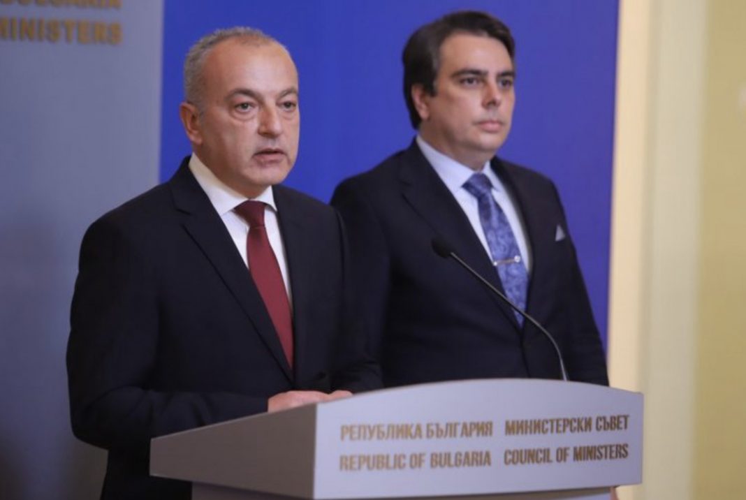 B9A4C520-95FA-4CED-8B37-74E63CF154A5