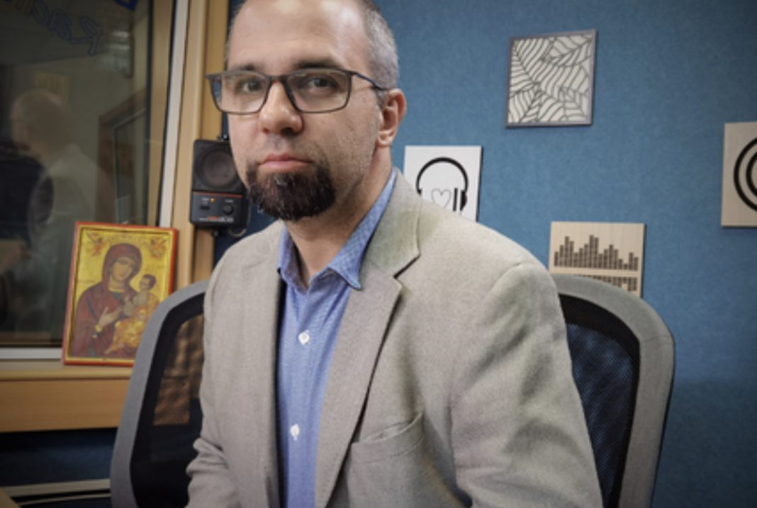 E059249C-5A15-41C7-B305-5E6B229C5992