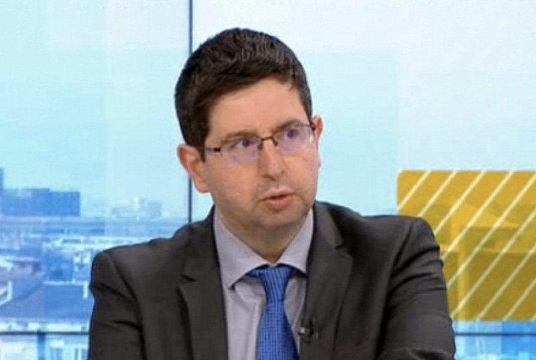 F43F69C4-1452-470E-BDF6-29BC8FF92CC8