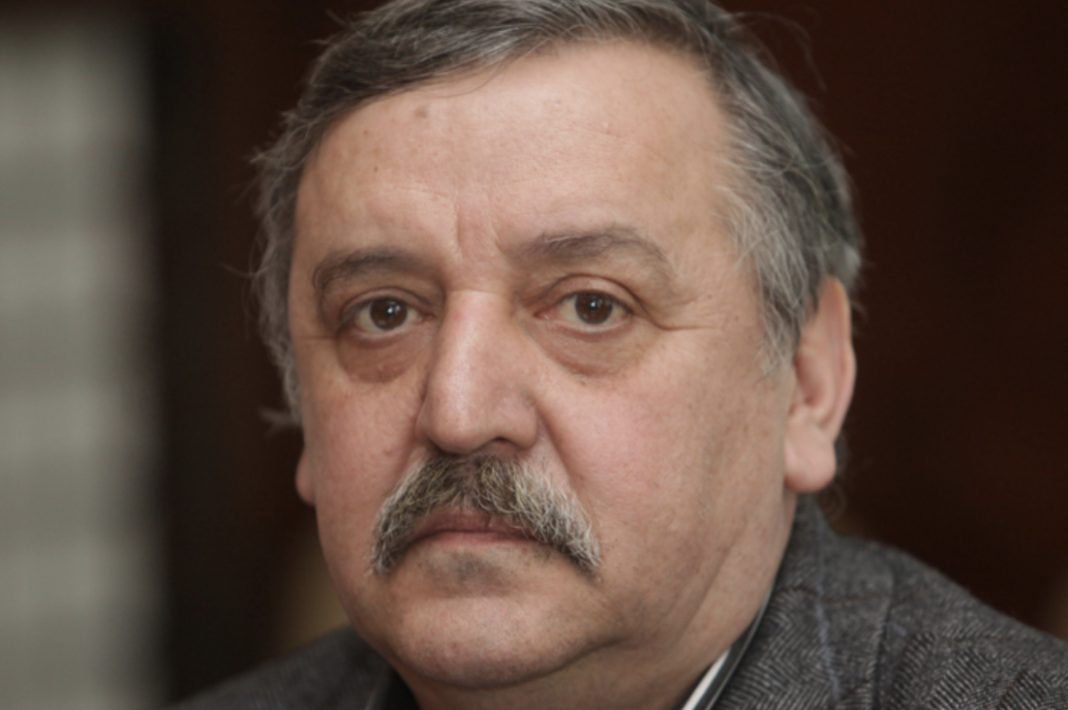 06DA36FA-EF35-4488-B484-259889DD0F8B