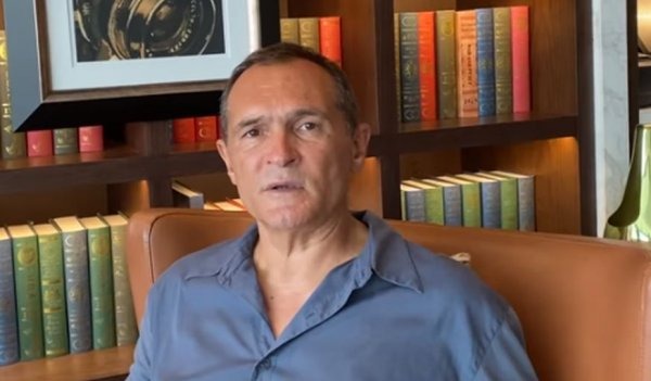 48FE4D65-A10C-4583-B8C8-4105E86797A3