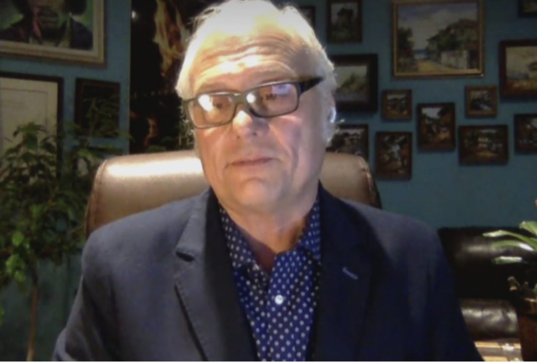 52CCCF99-9AA7-45FA-A91D-1BBFA874696A