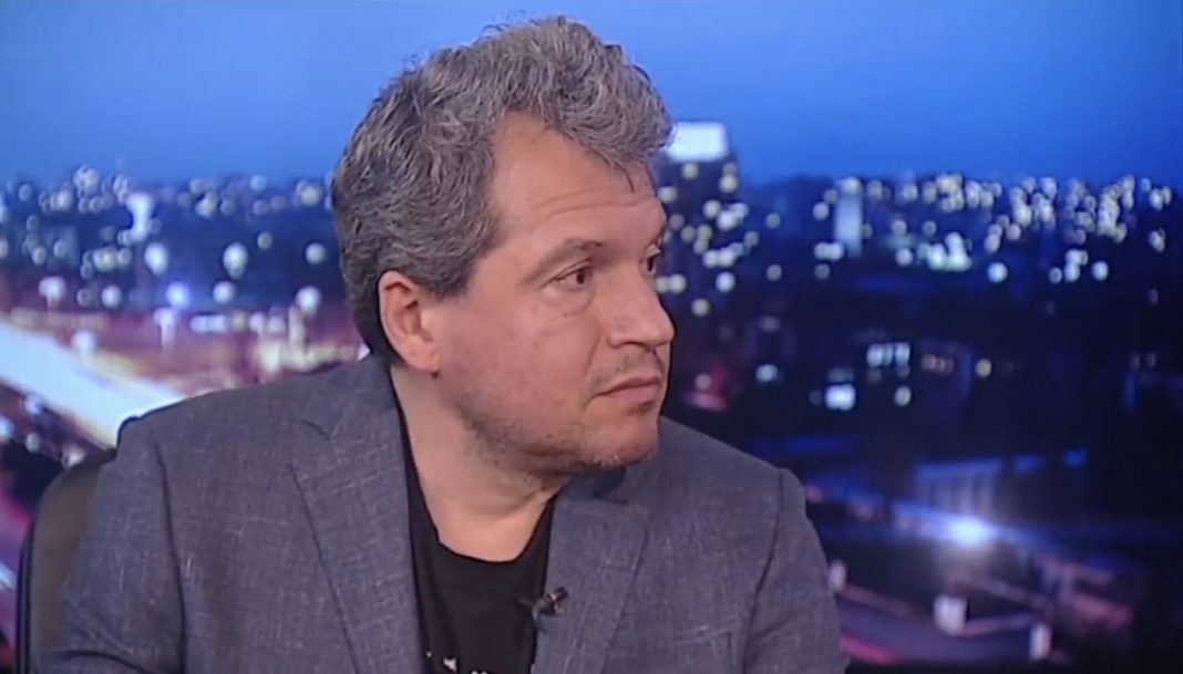 86C20E4F-D5EB-467A-97B4-1D086CFADBC9