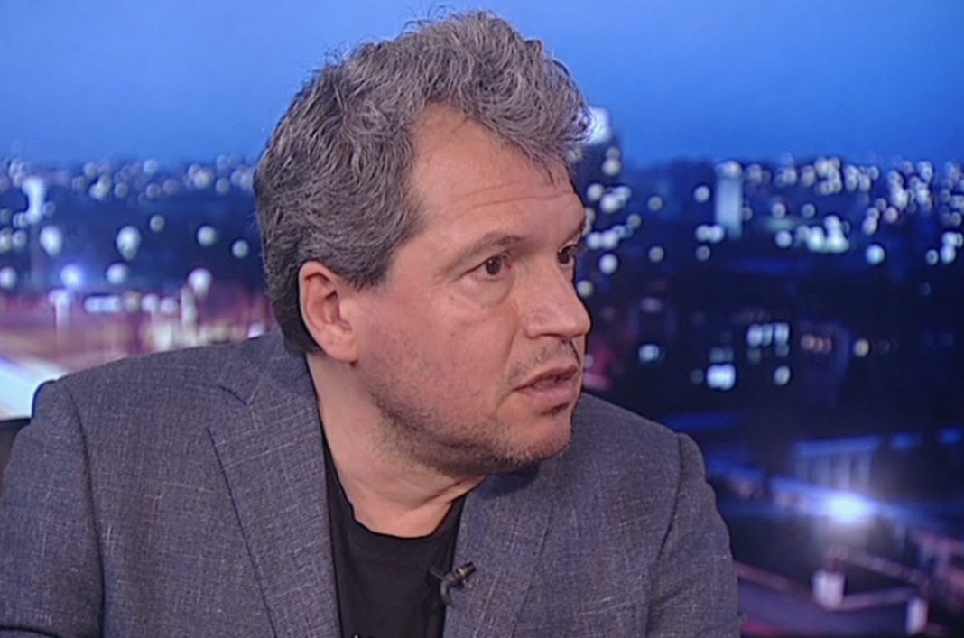 93BBAC9B-42A6-4D54-A6E3-7438B97022A5