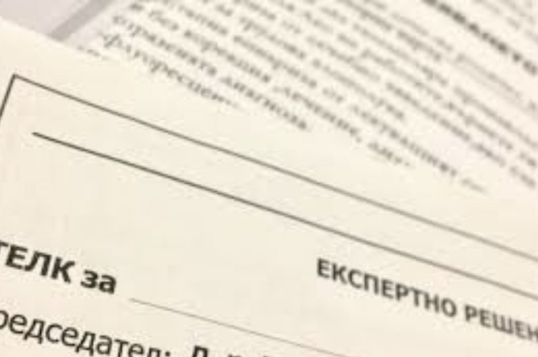 F7D76B5A-C2BC-45DB-B31B-D576A7E3F28D