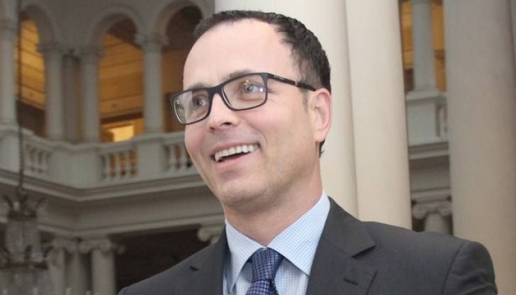 2D37FB37-2E48-44EE-8F90-5B3DA5940B87