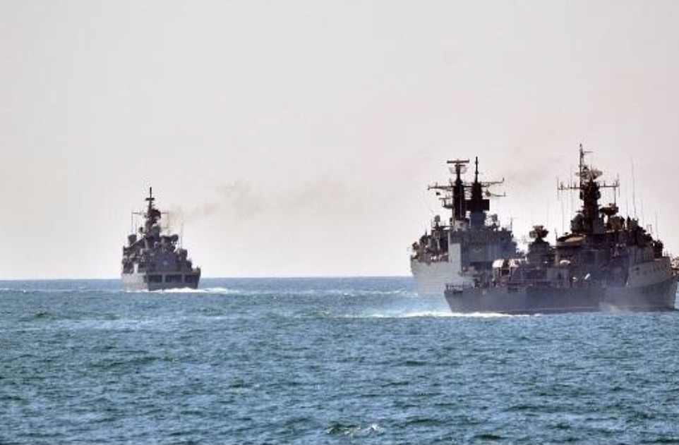 AB9207E2-58F8-4DFC-976C-77E9E520C7D4