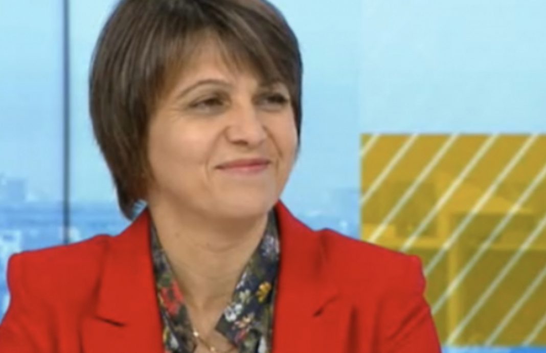 F7FEEA21-1416-48E5-96F7-393643B4983B