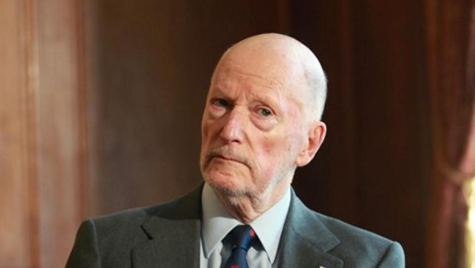 10-11-1_3268279984699131182_big