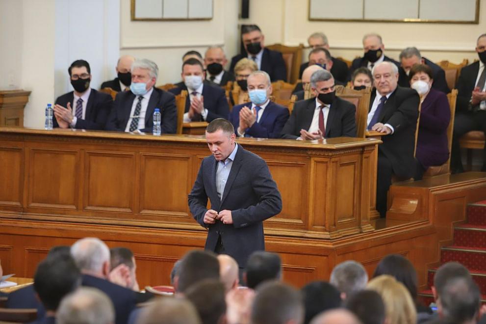 991-ratio-hristo-petrov-ico-hazarta